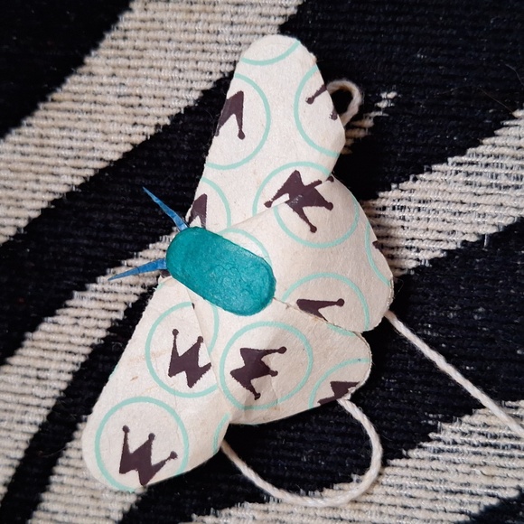 Delicate Origami Butterfly Garland - Picture 10 of 15